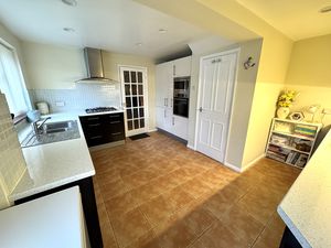 Photo 15- click for photo gallery